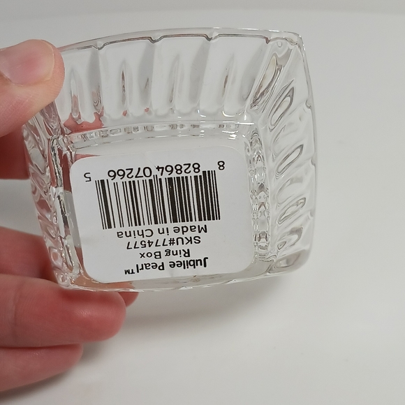 Lenox Jubilee Peal Ring Box Glass Jewelry Box - Picture 5 of 8